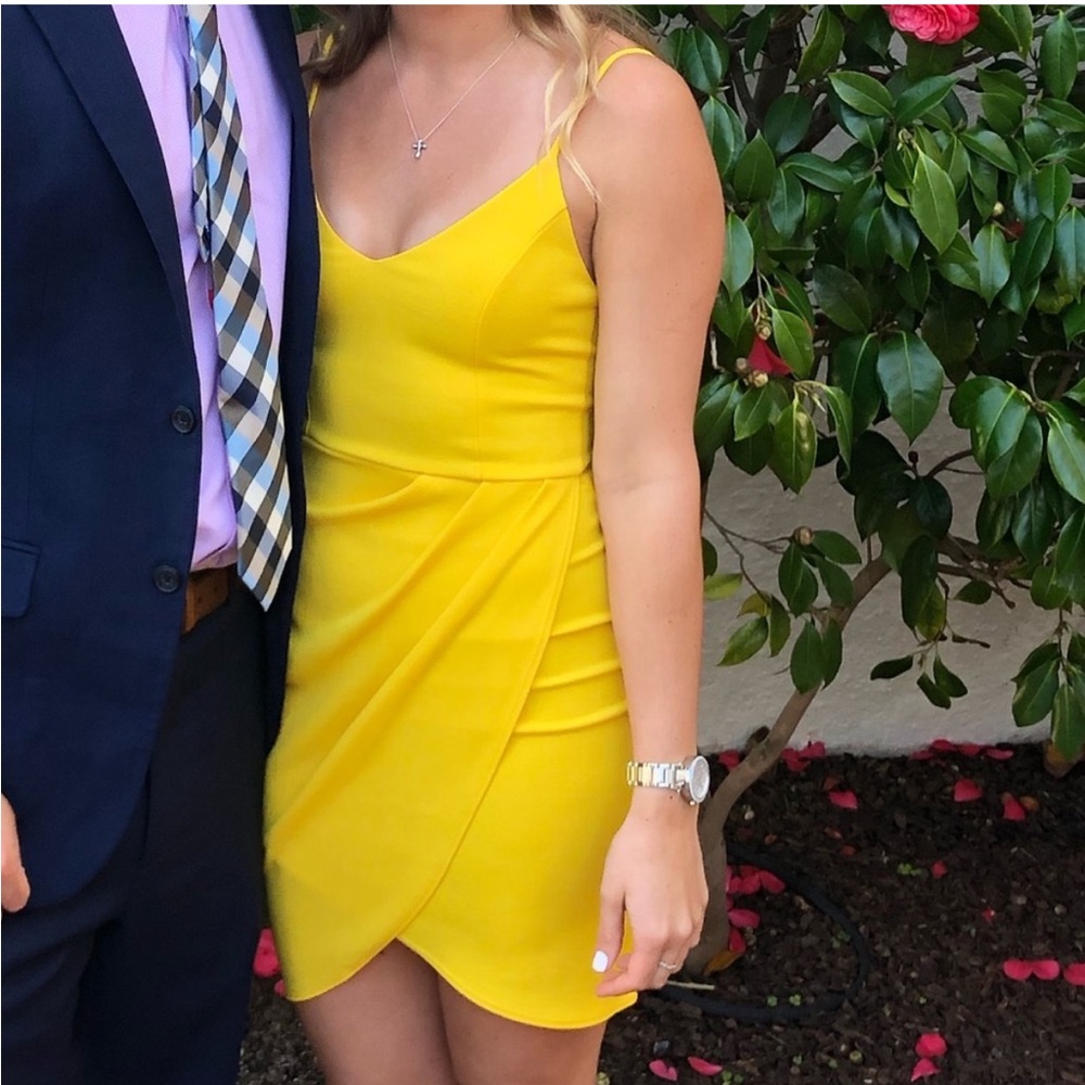 Lulus mini Yellow Dress